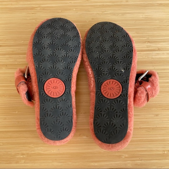 UGG women 2 straps adjustable sandals size fits 8/8.5 - Picture 7 of 8